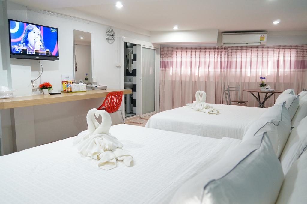 Ma Non Nont Hotel & Apartment Нонтхабури Экстерьер фото