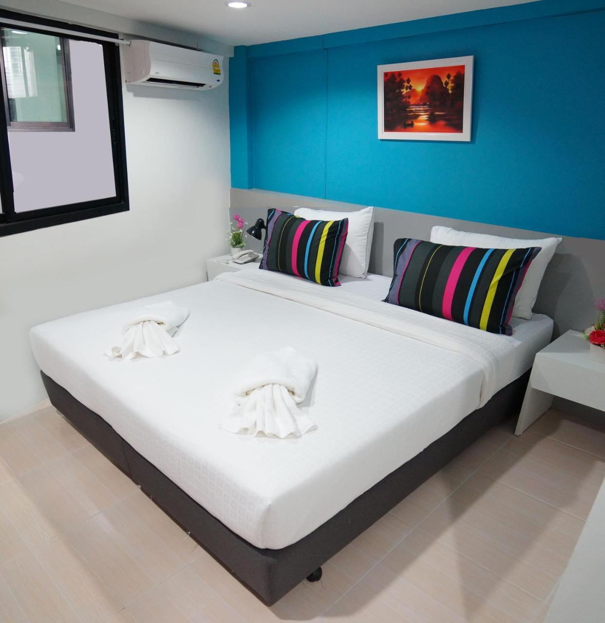 Ma Non Nont Hotel & Apartment Нонтхабури Экстерьер фото