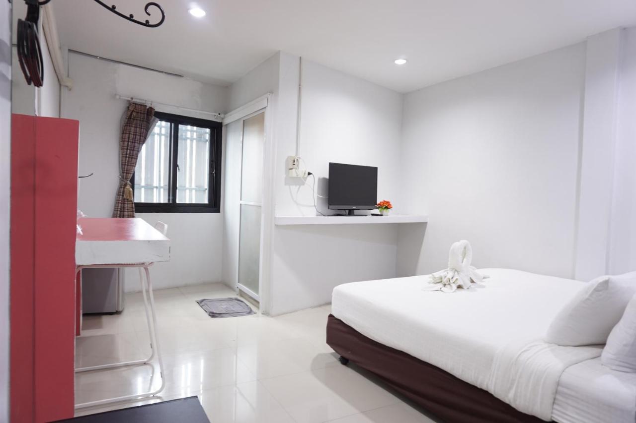 Ma Non Nont Hotel & Apartment Нонтхабури Экстерьер фото